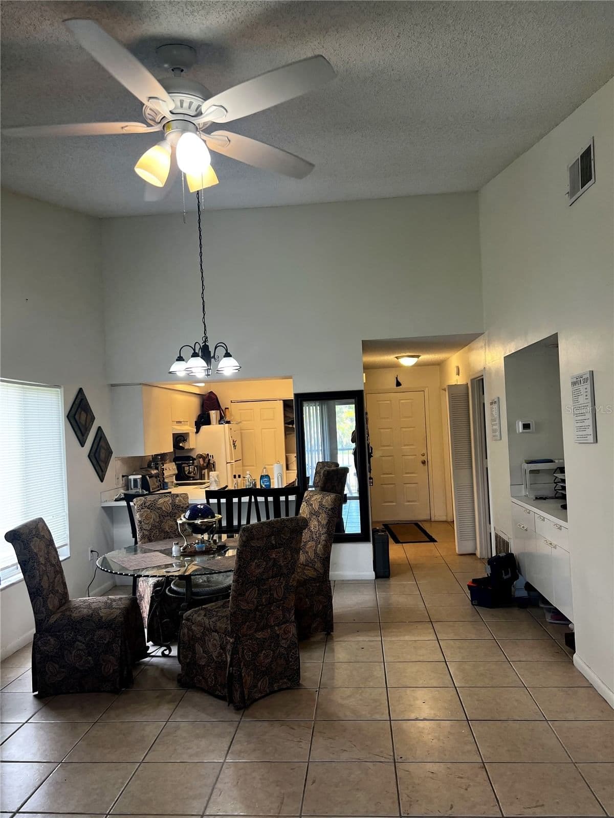 4400 WHITE PINE