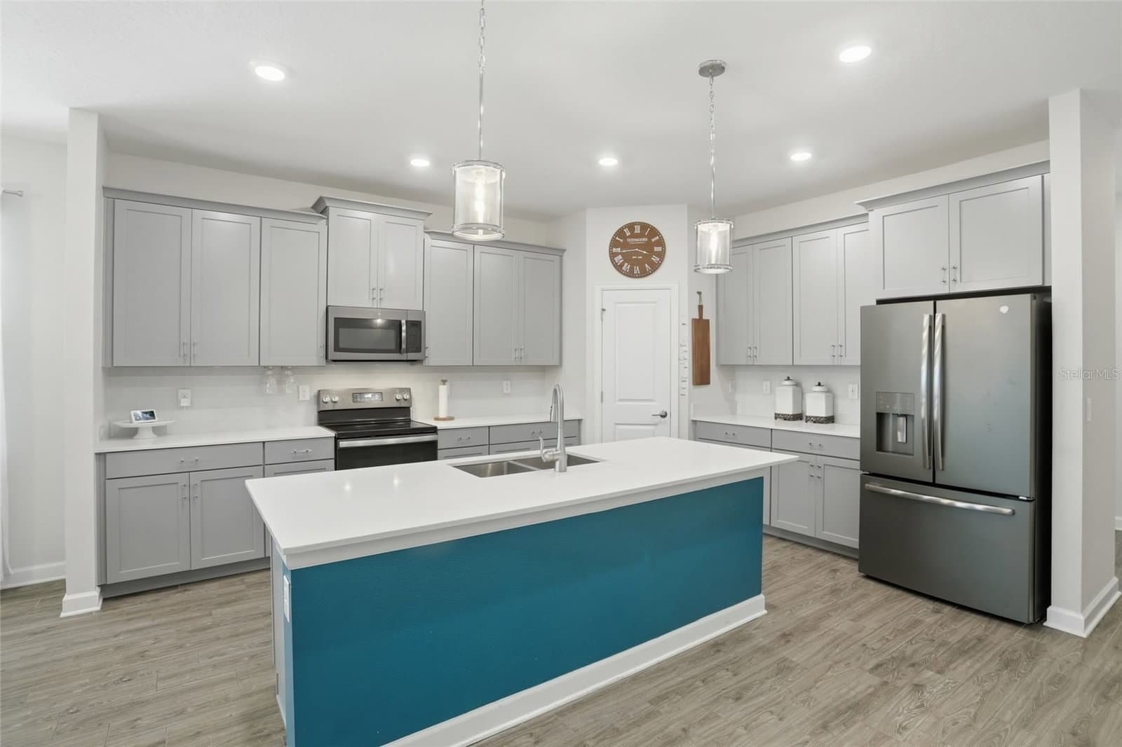 2154 CAMDEN