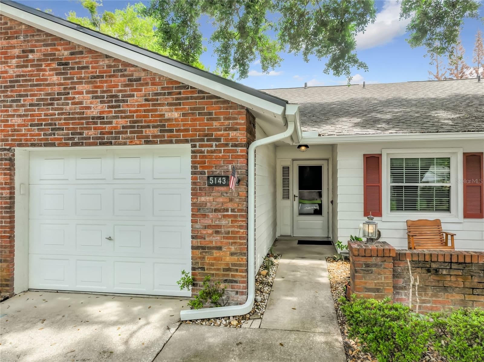 5143 LAZY OAKS