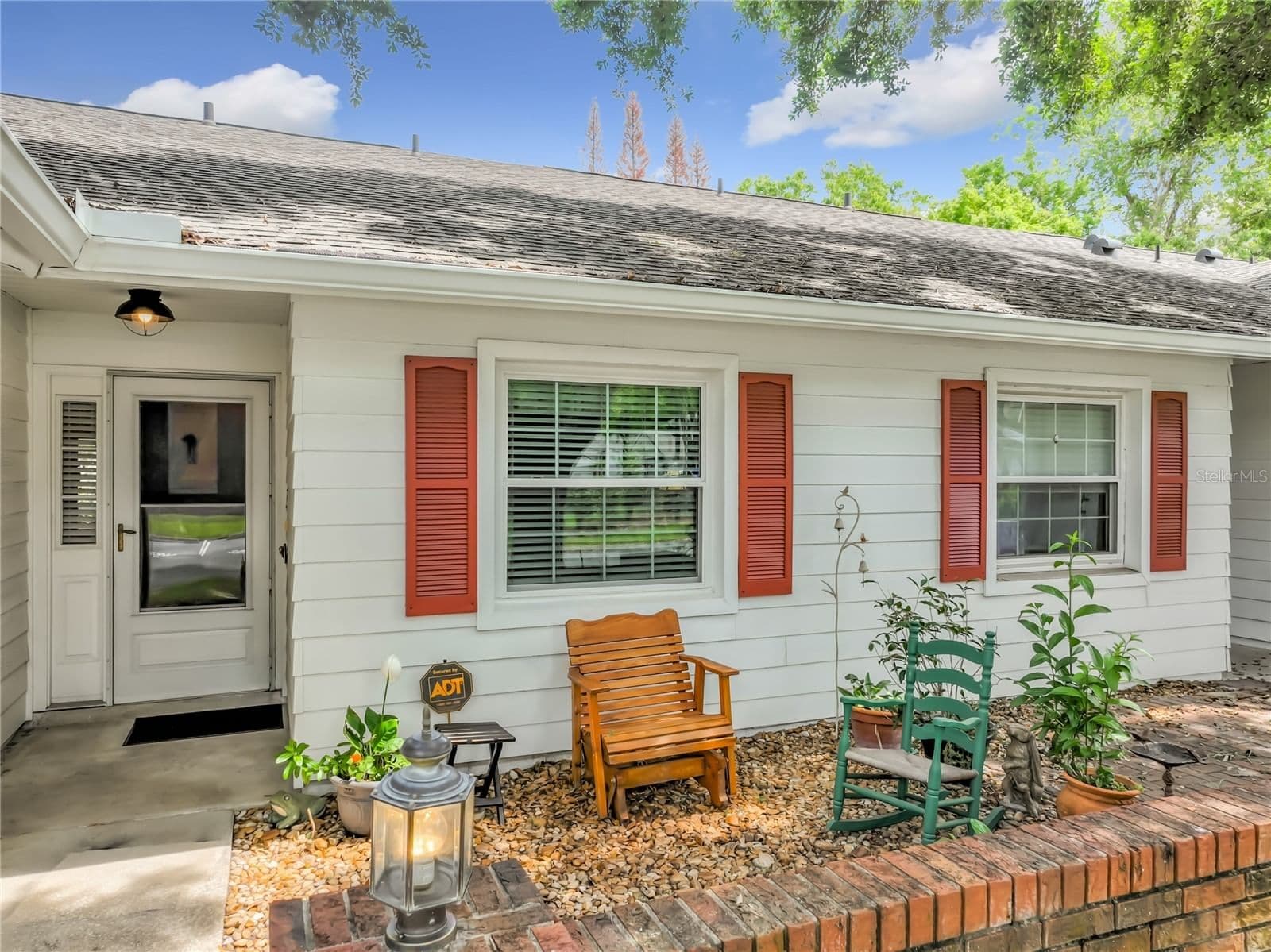 5143 LAZY OAKS