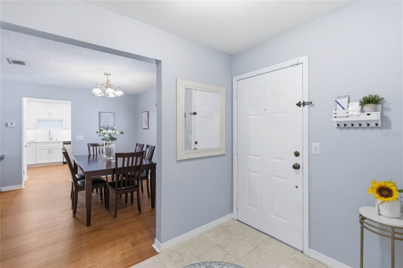 Photo 5 of 6206 BAYHILL