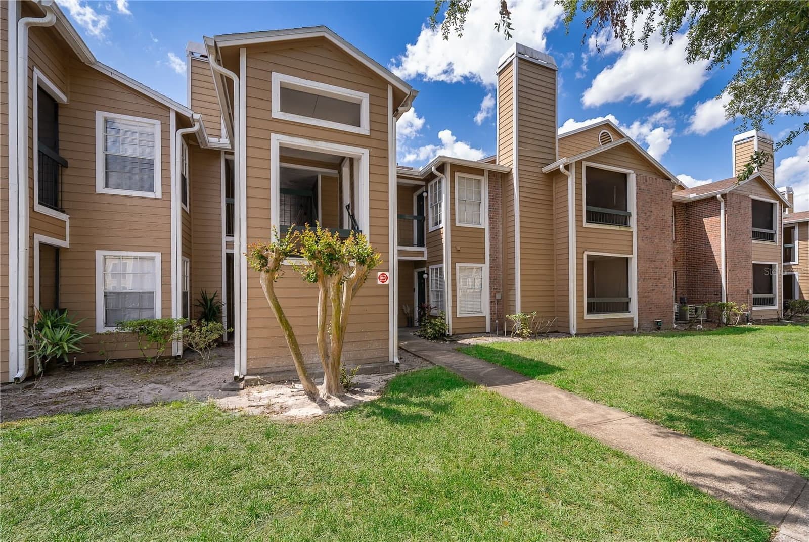 4367 THORNBRIAR