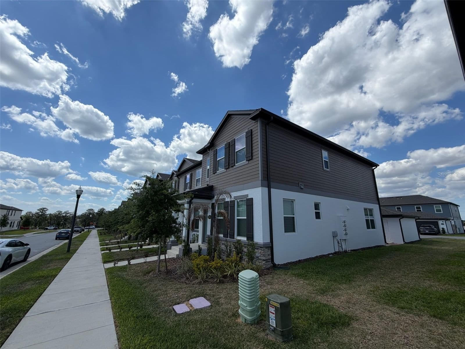 Photo 4 of 15935 GRAFTON