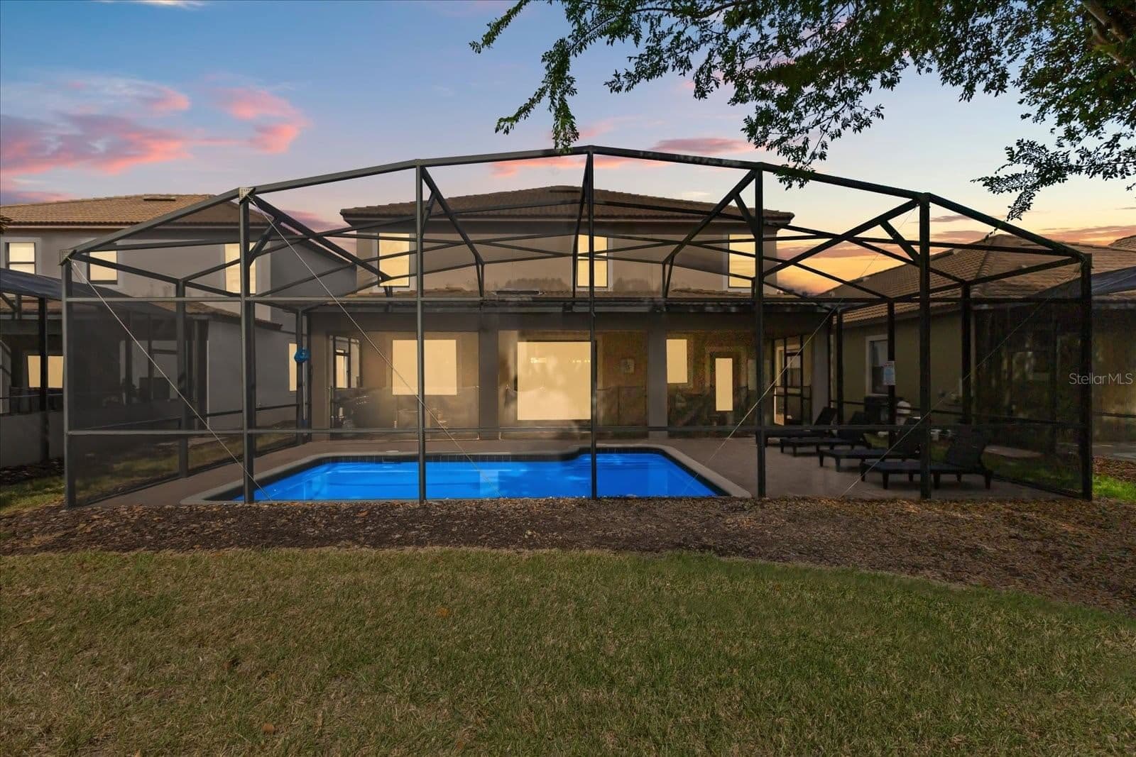 1454 MYRTLEWOOD