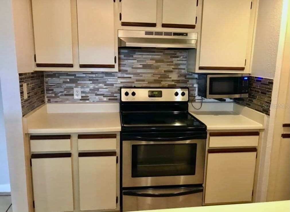 4460 PERKINSHIRE