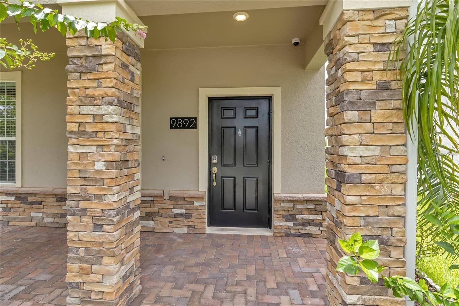 9892 PECAN HICKORY