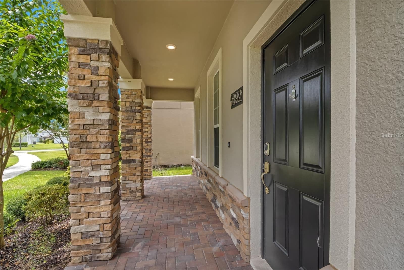 9892 PECAN HICKORY