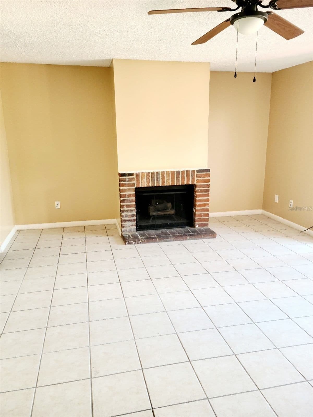 2330 HUNTINGTON GREEN CT