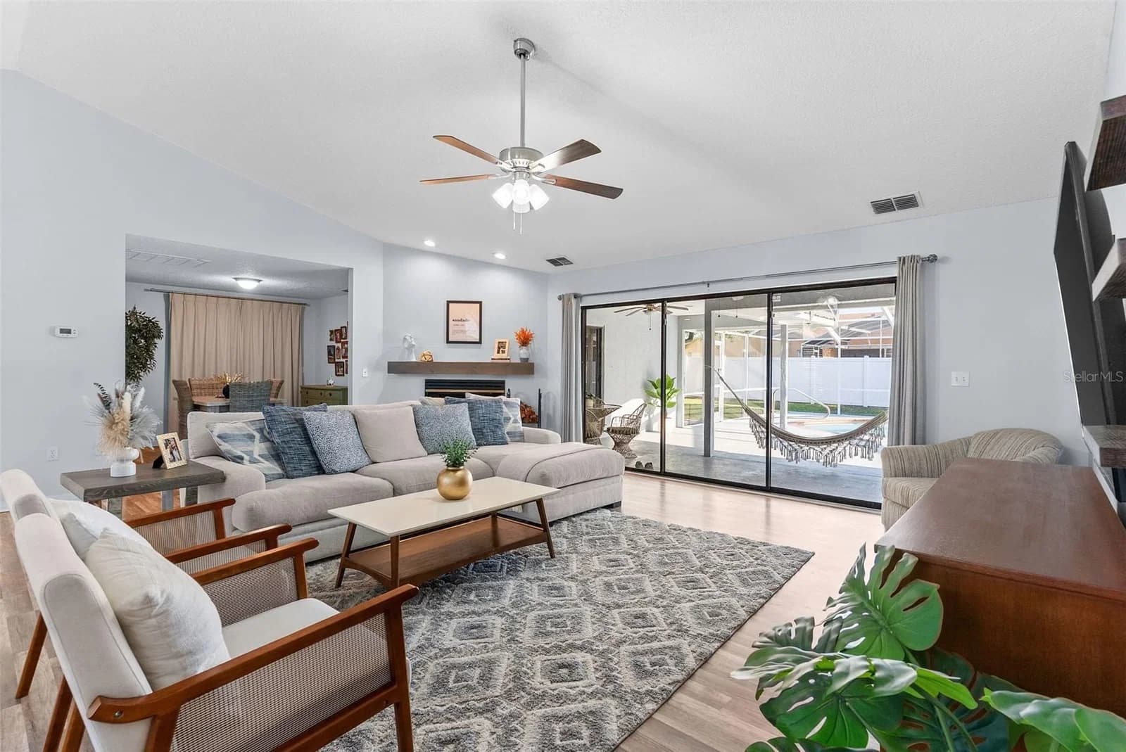 Photo 5 of 7542 GUNSTOCK Drive