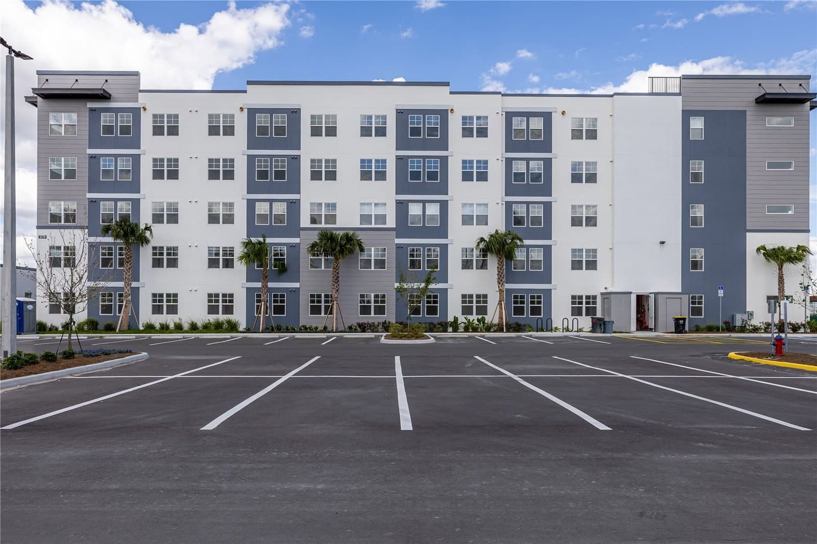 5579 MILLENIA PARK
