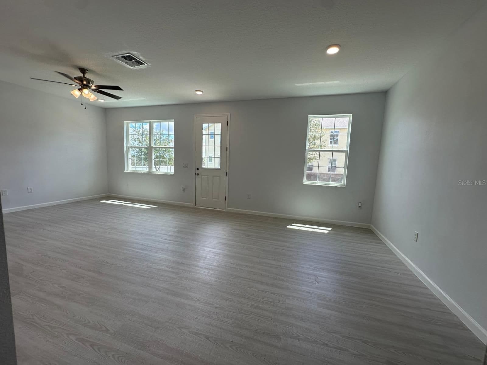 112 HOLLY VILLAGE
