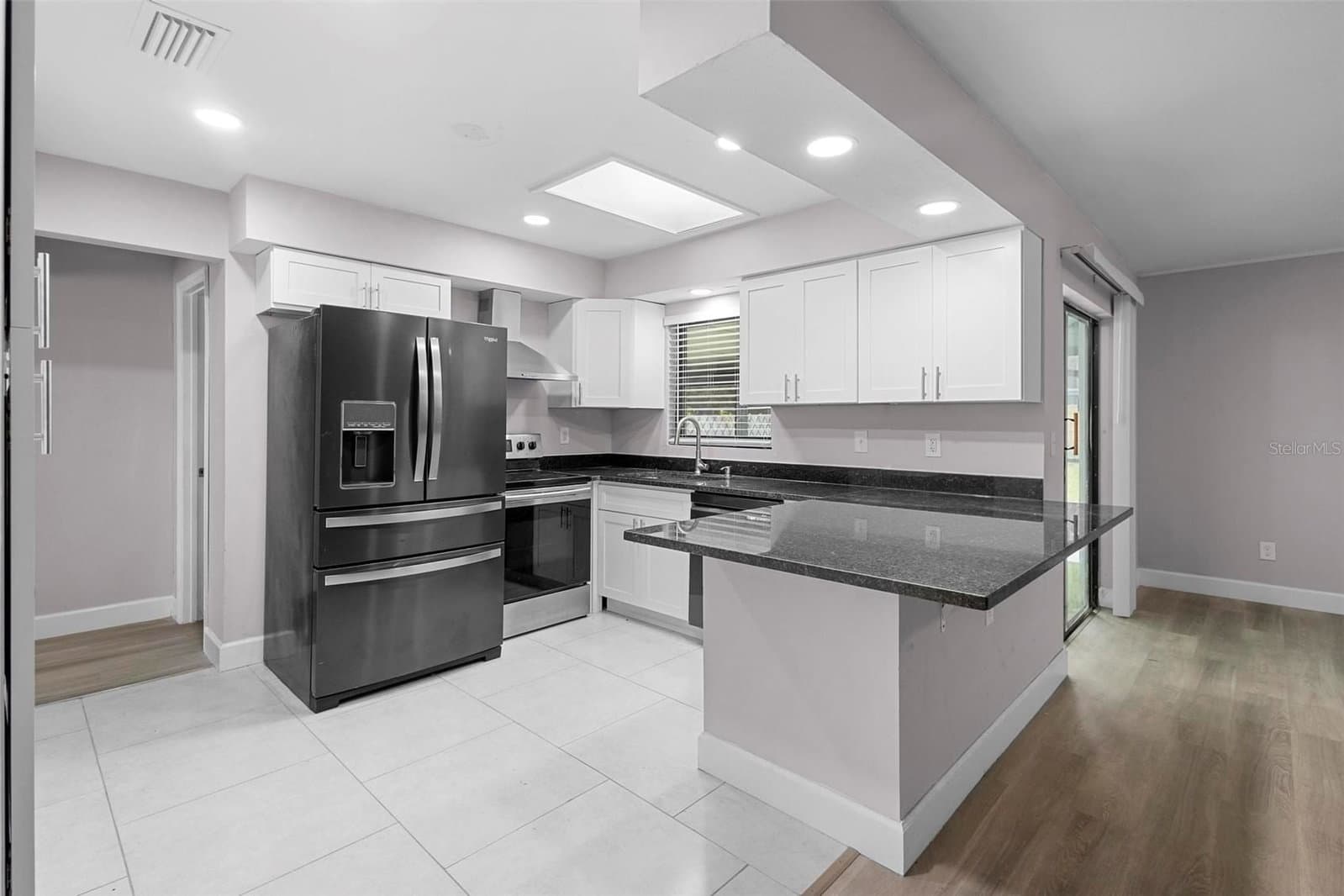 Photo 5 of 10140 BRIDLEWOOD