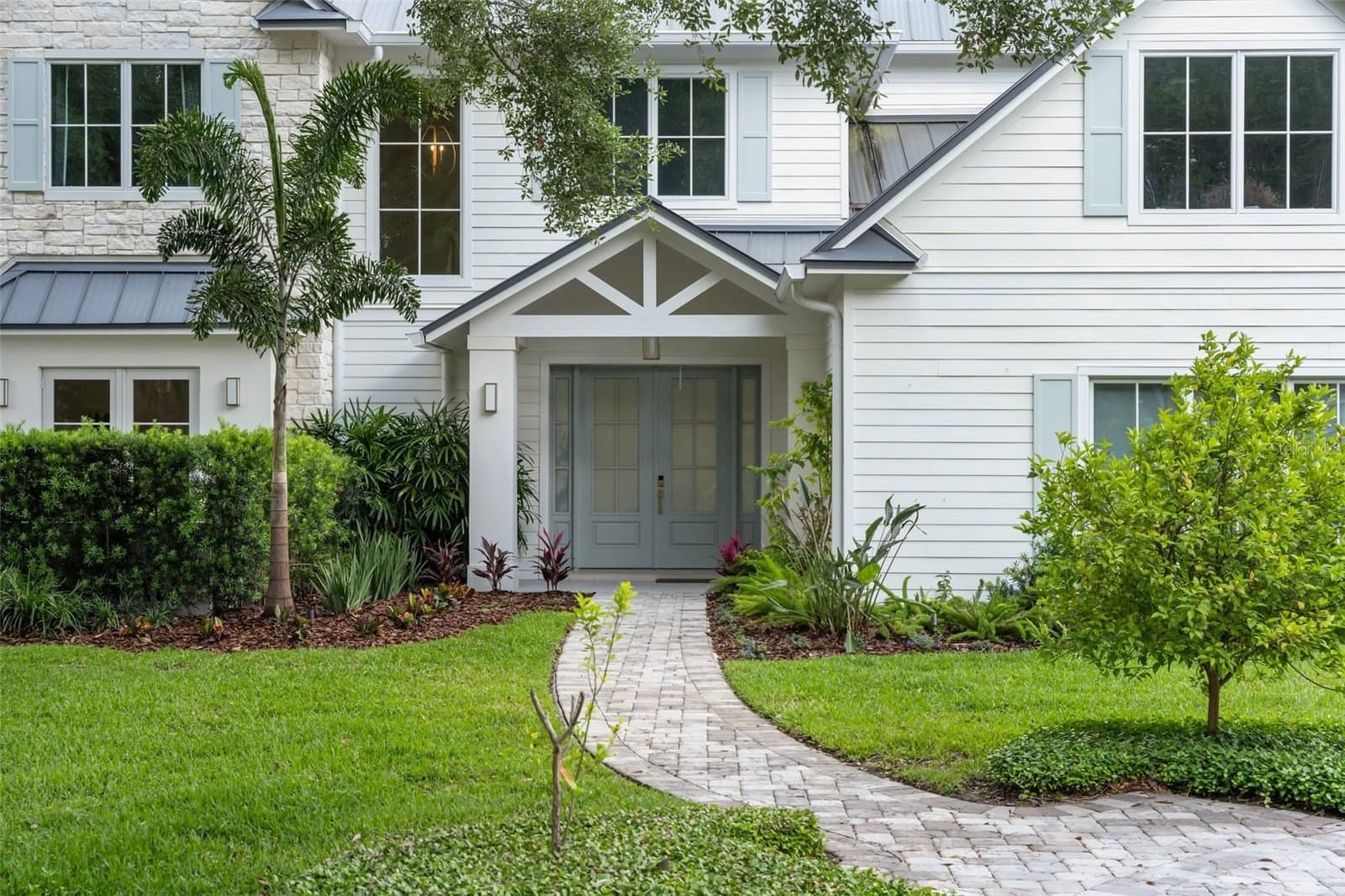 13542 SUNSET LAKES