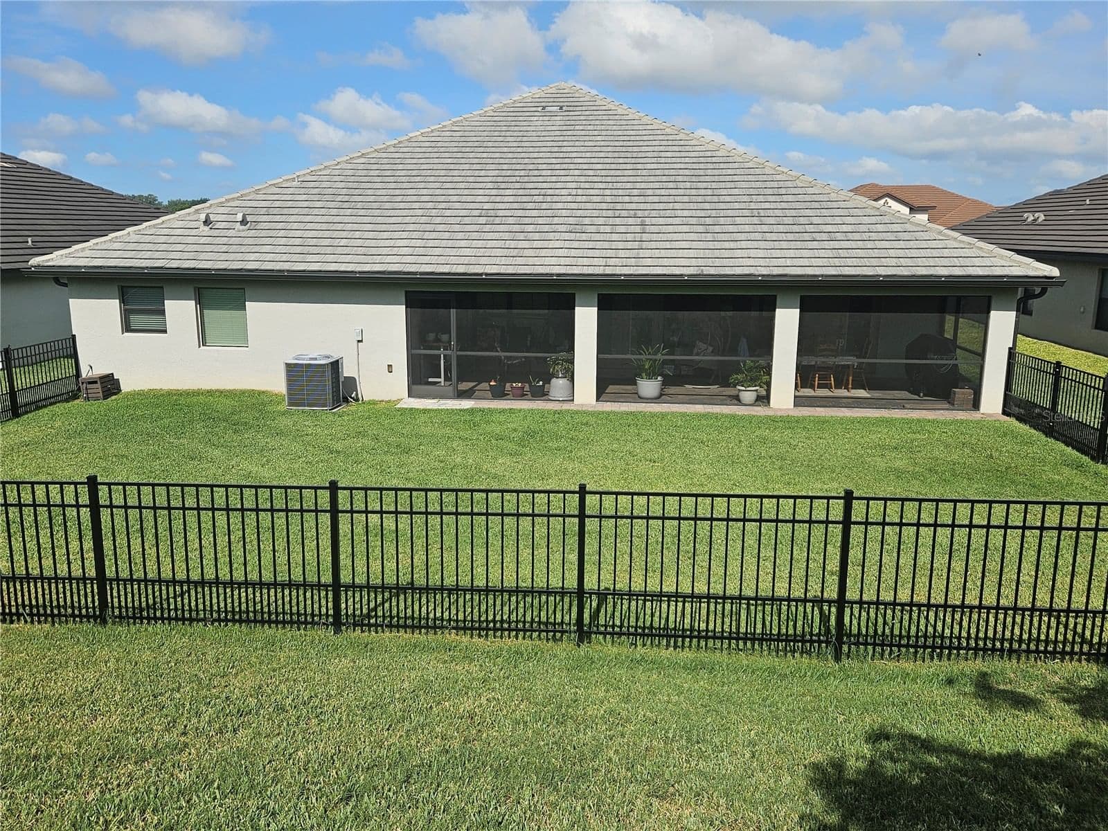 4222 JULIANA LAKE