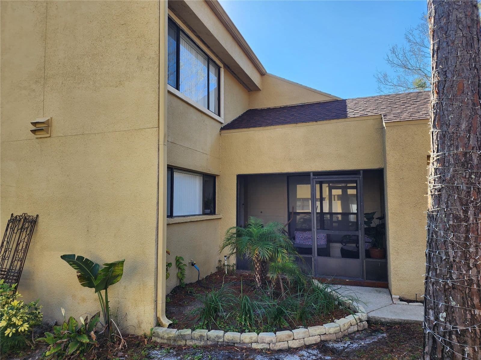 3402 ELLENWOOD