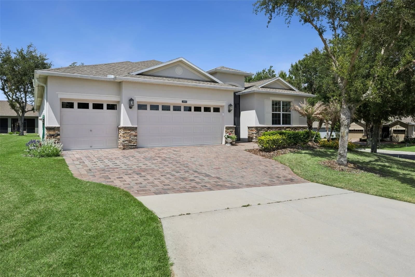 2892 SANDY CAY