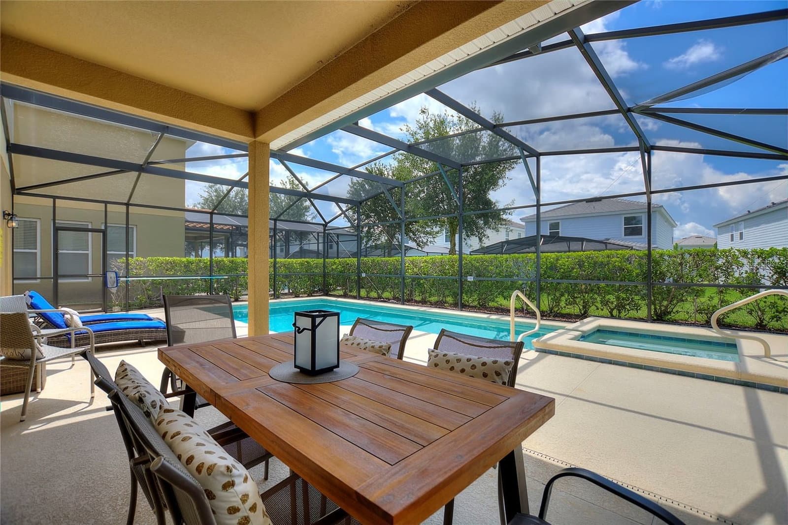 5368 OAKBOURNE