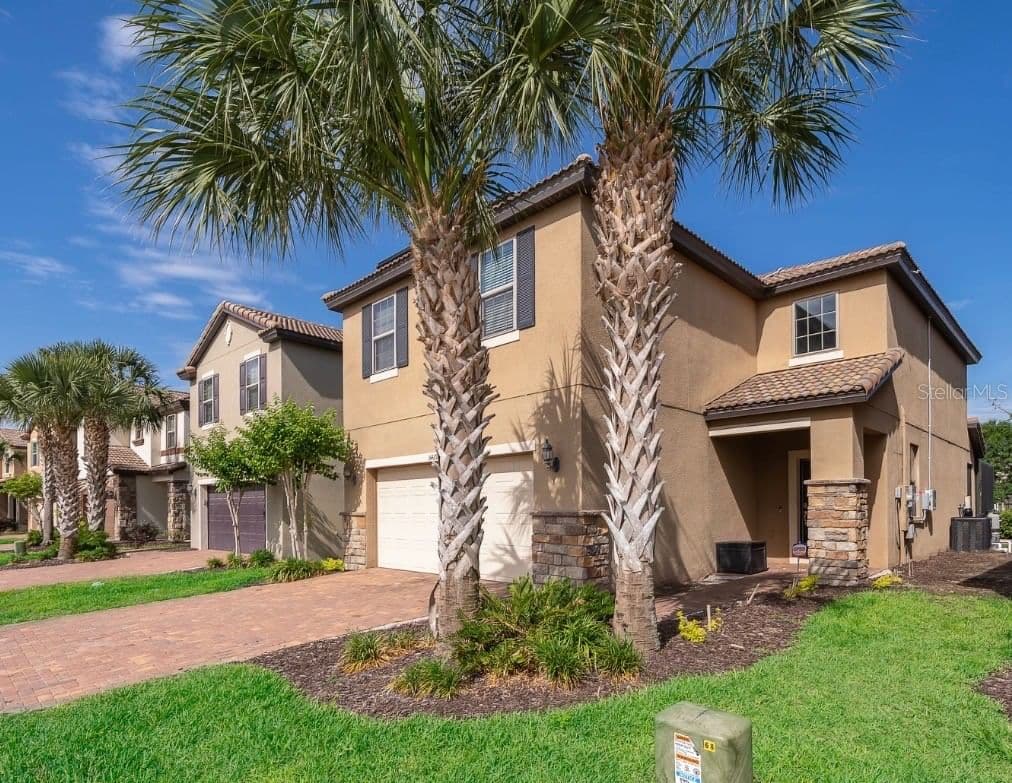 5429 MISTY OAK