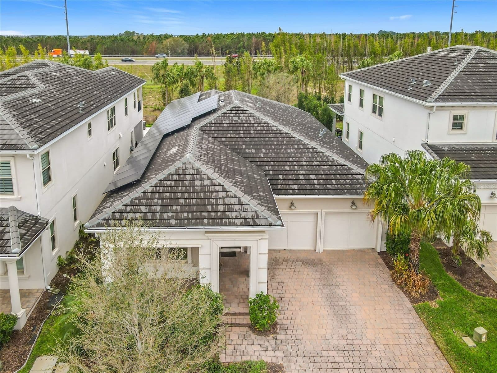 Photo 5 of 8325 TOPSAIL Place