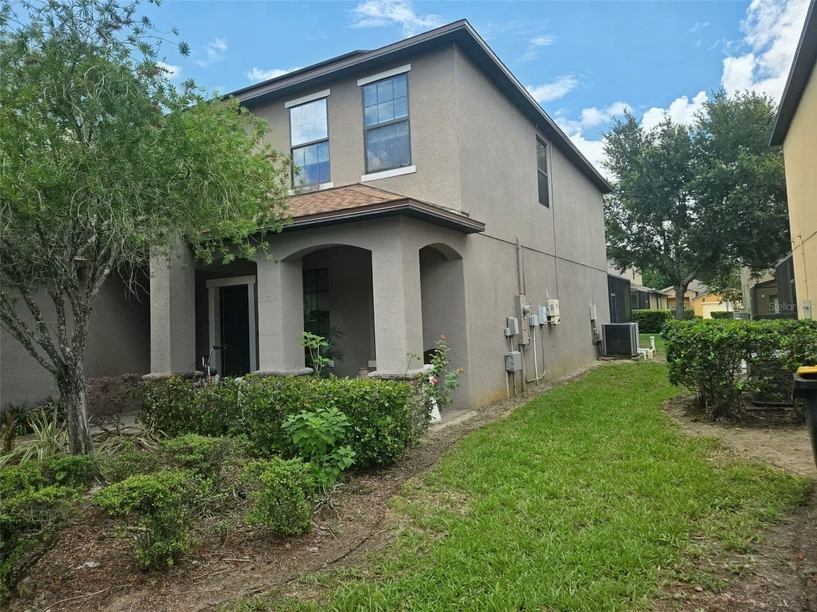 1120 CYPRESS POINTE