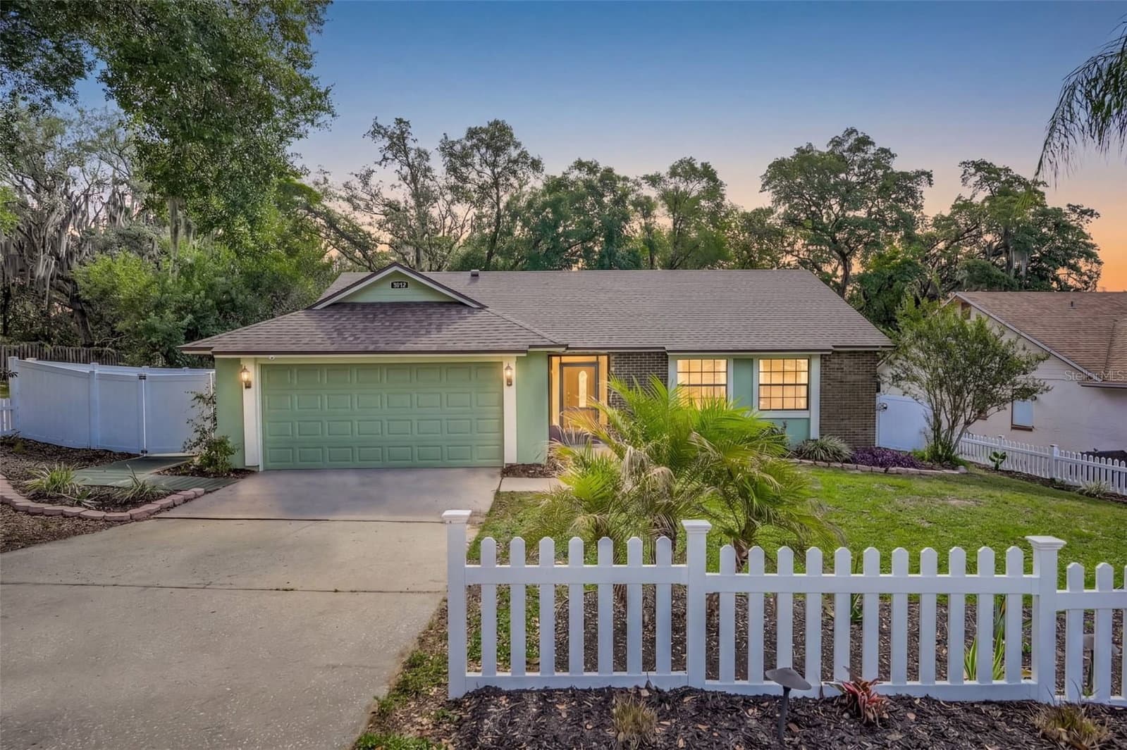5933 GROVELINE
