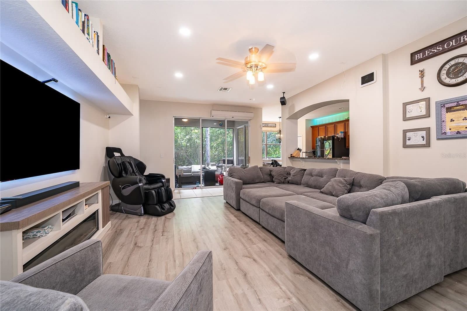 9808 BENNINGTON CHASE