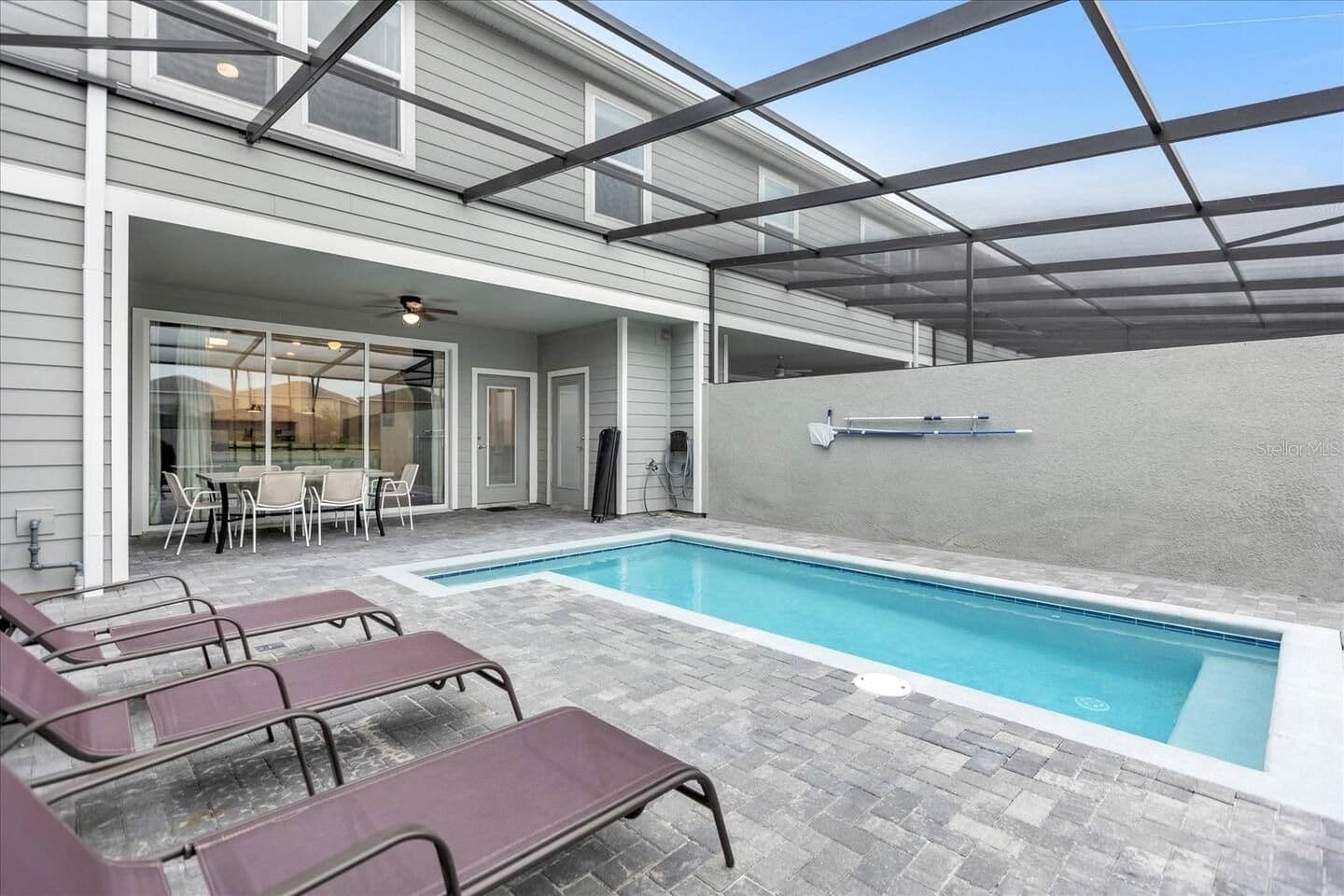 Photo 5 of 7542 OAK SPRING