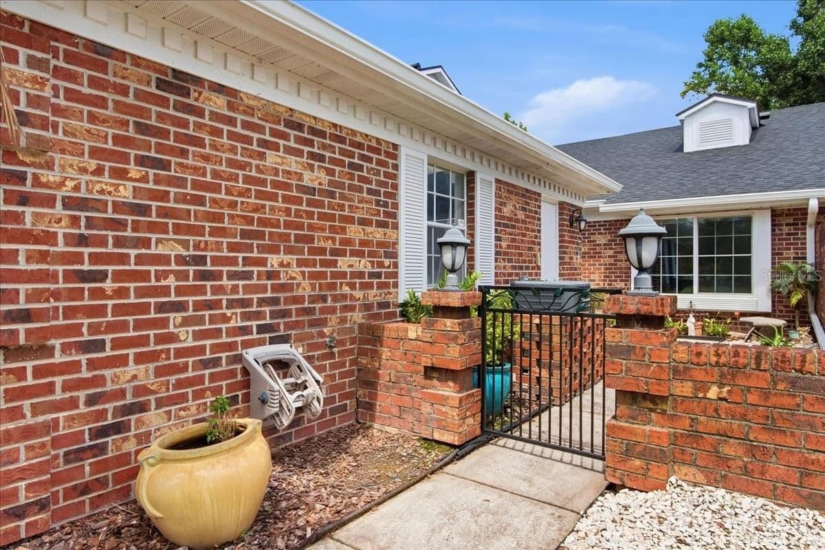 1429 CHICKASAW