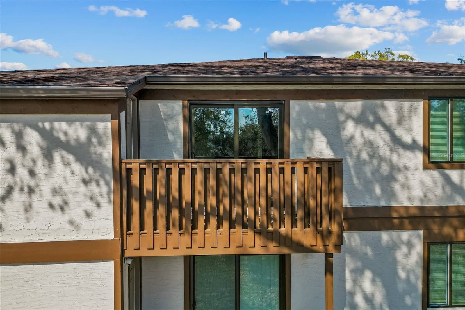 4903 LAKE RIDGE