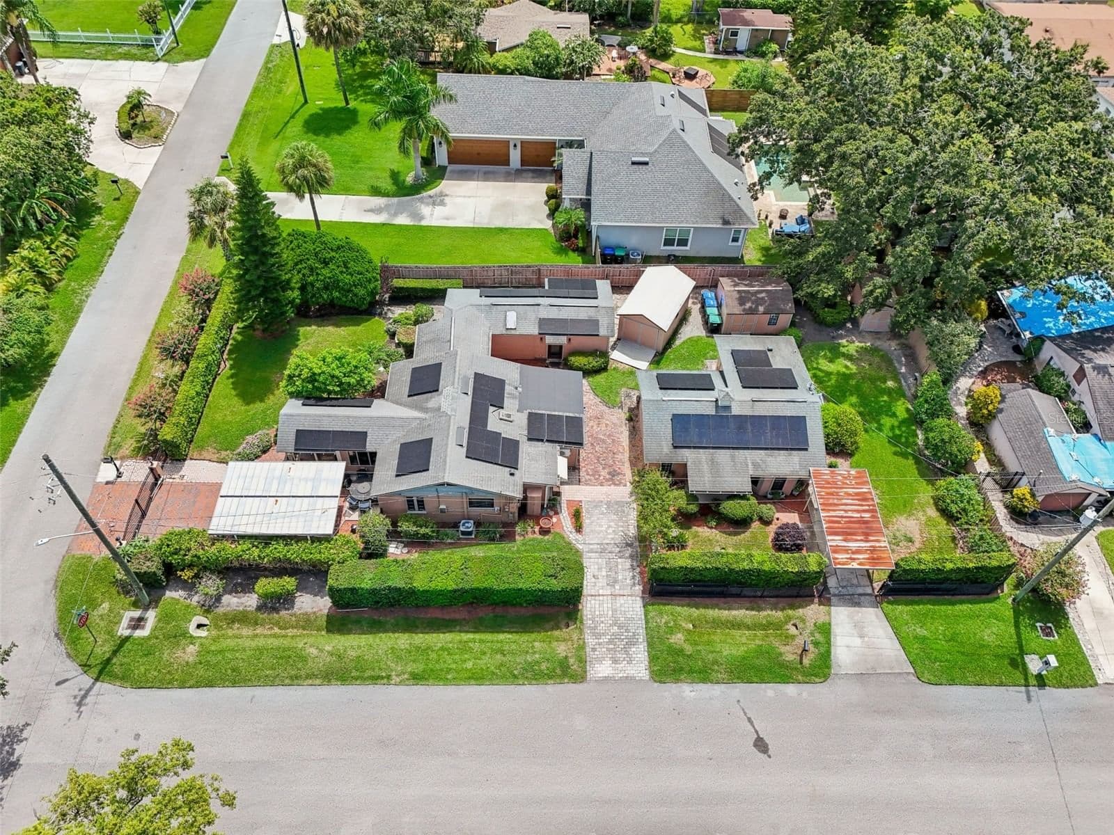 1020 VENETIAN
