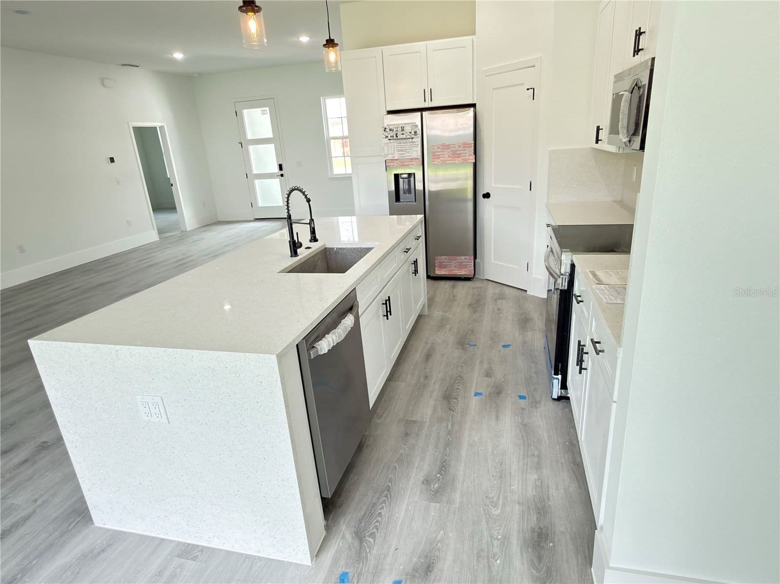 Photo 4 of 3679 SW 129TH