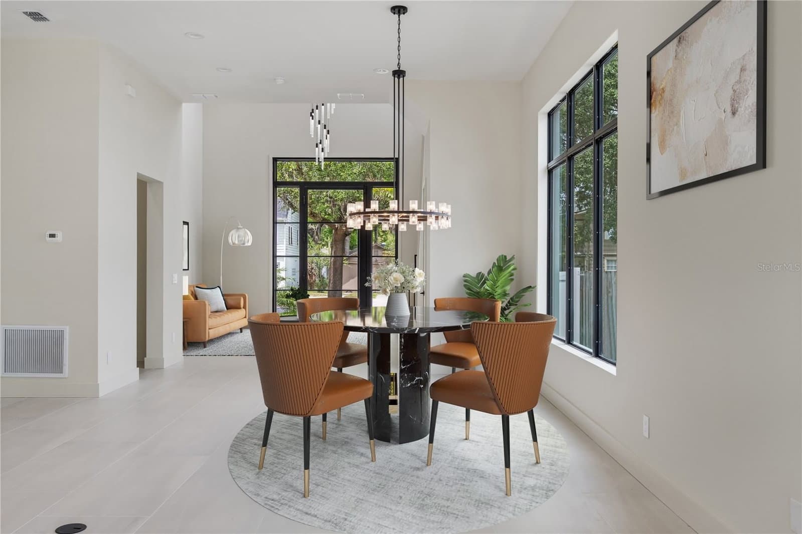 Photo 5 of 737 SUMMERLIN