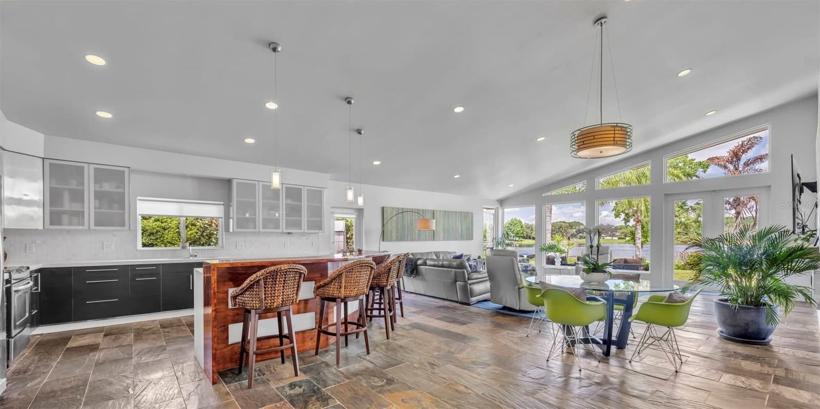 Photo 4 of 1841 LAKE SPIER DRIVE