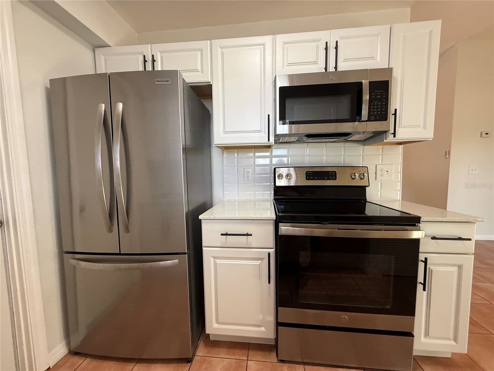 Photo 4 of 7320 ANSTEAD
