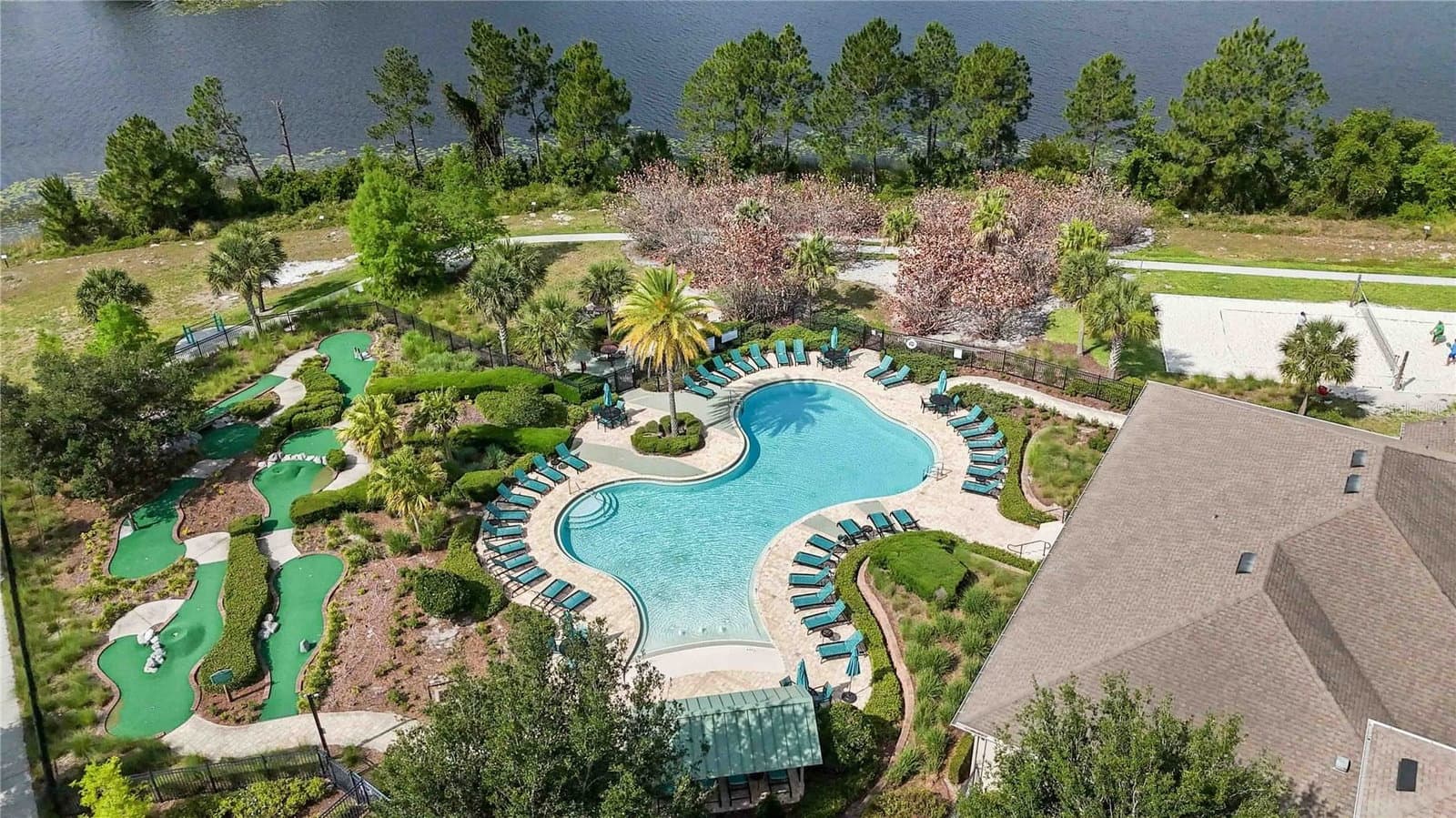 Photo 5 of 15518 FOUNTAIN COVE