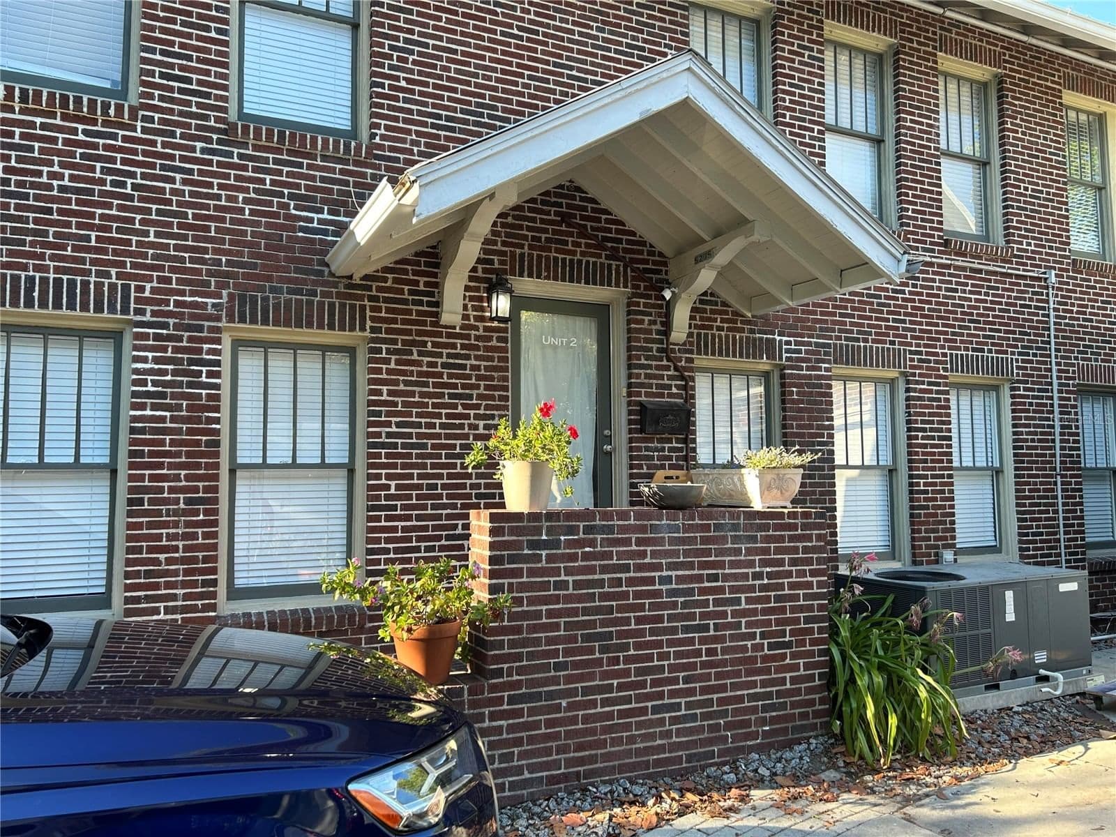 5205 CENTRAL