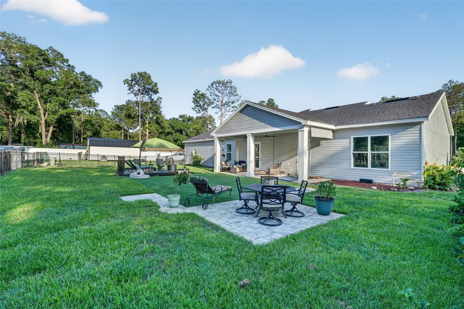 Photo 5 of 13825 51ST