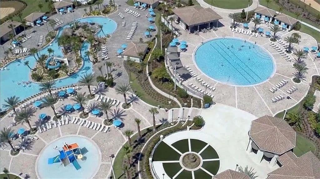 811 OCEAN COURSE