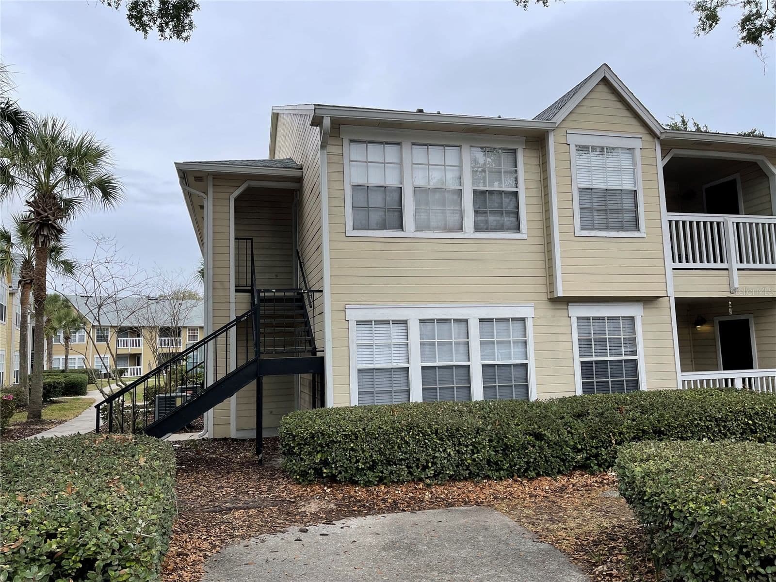 1027 HIAWASSEE