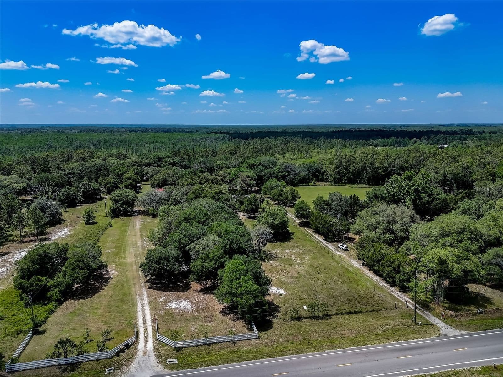 Photo 4 of 7119 STATE ROAD 33