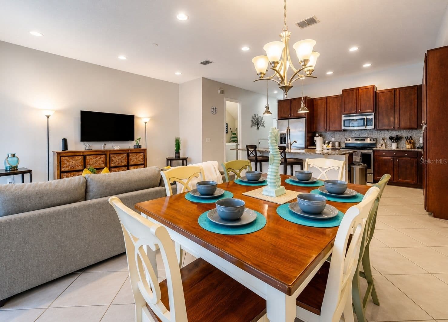 Photo 5 of 354 CAPTIVA