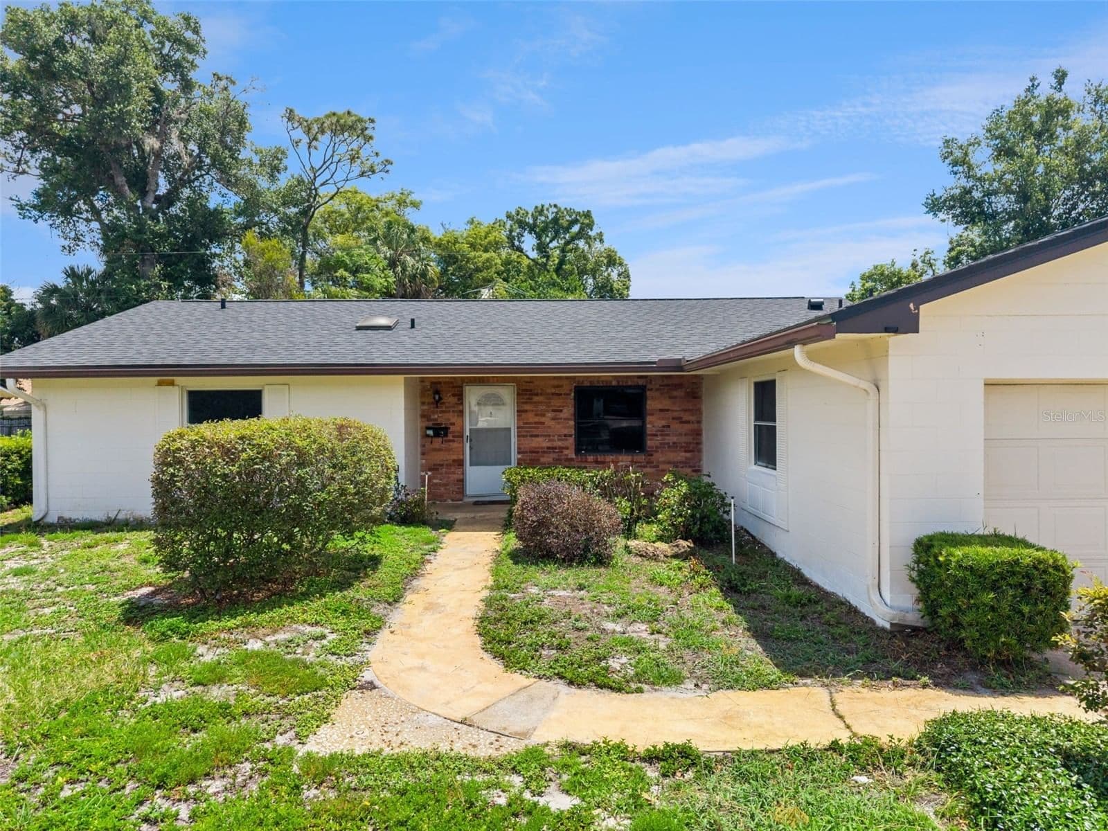 2512 EASTBROOK