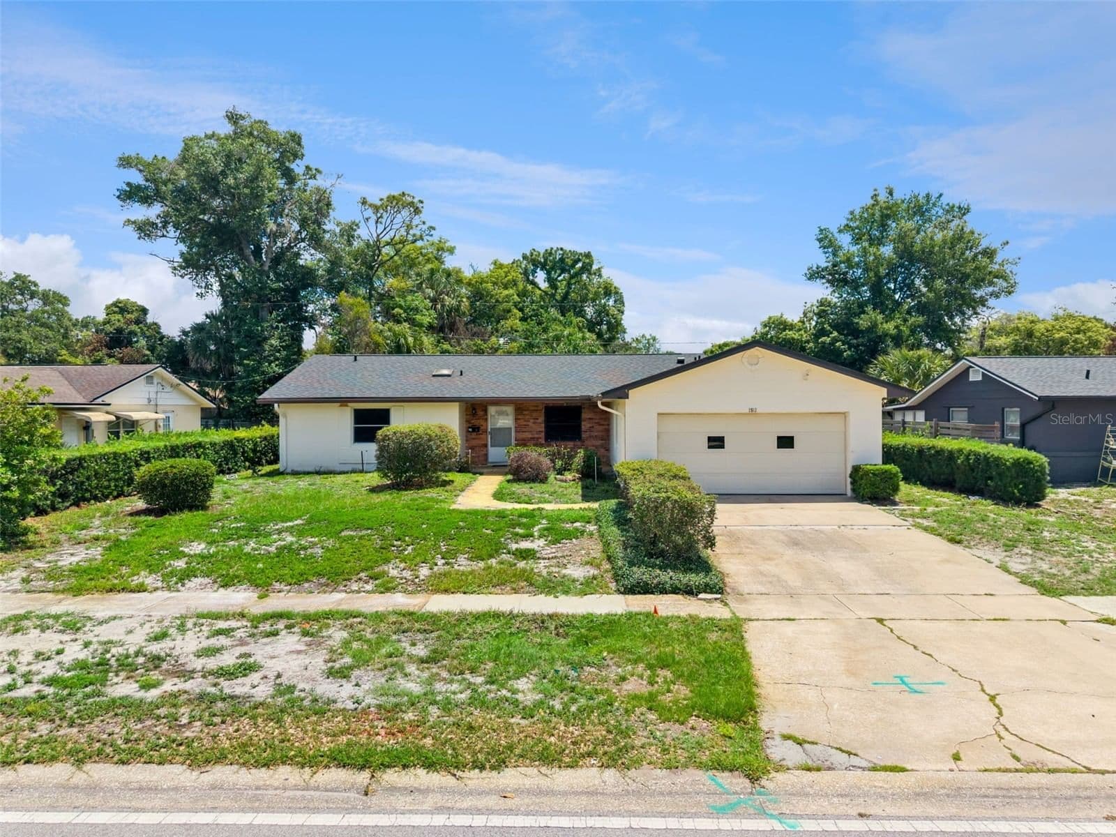 2512 EASTBROOK
