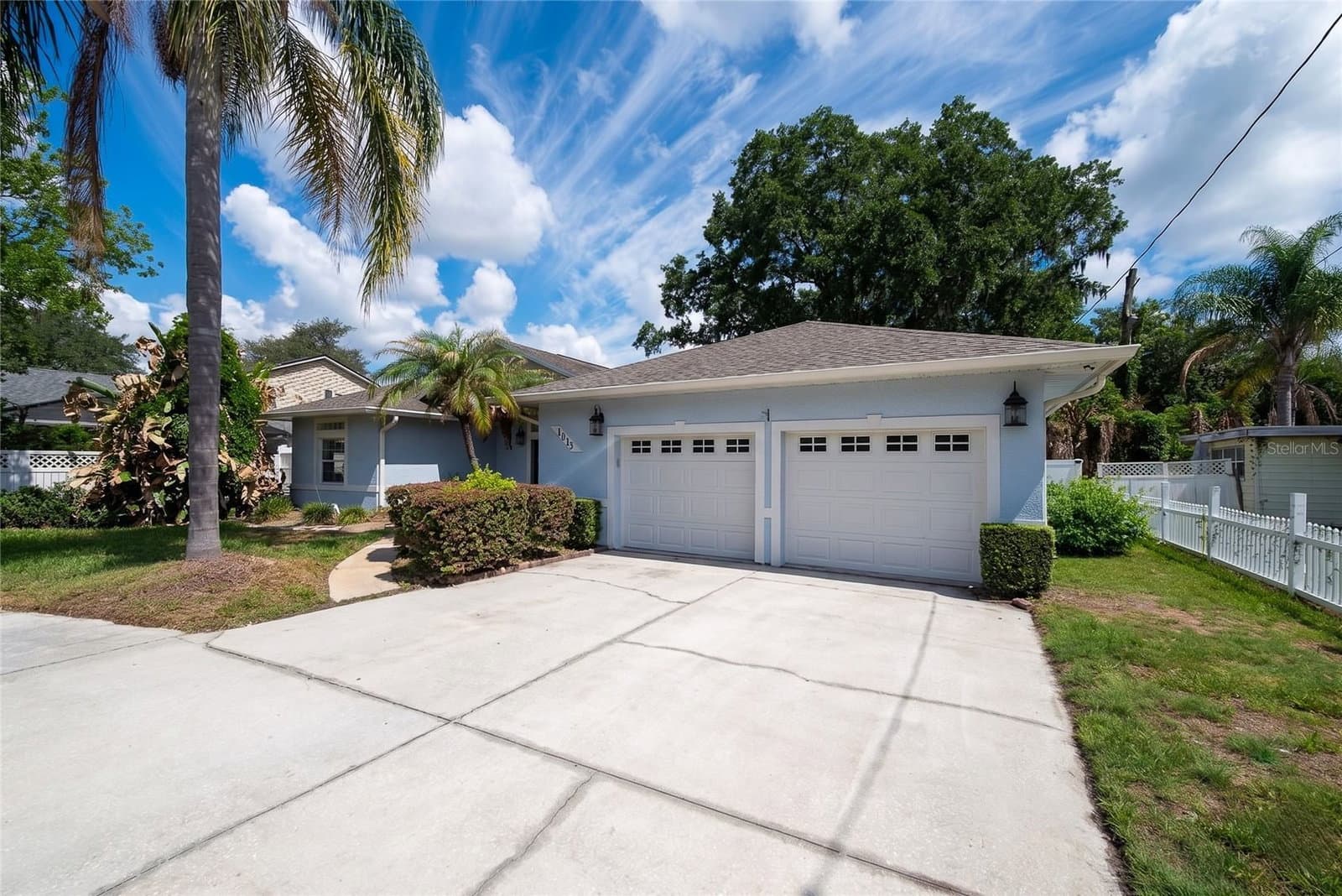 1015 VENETIAN