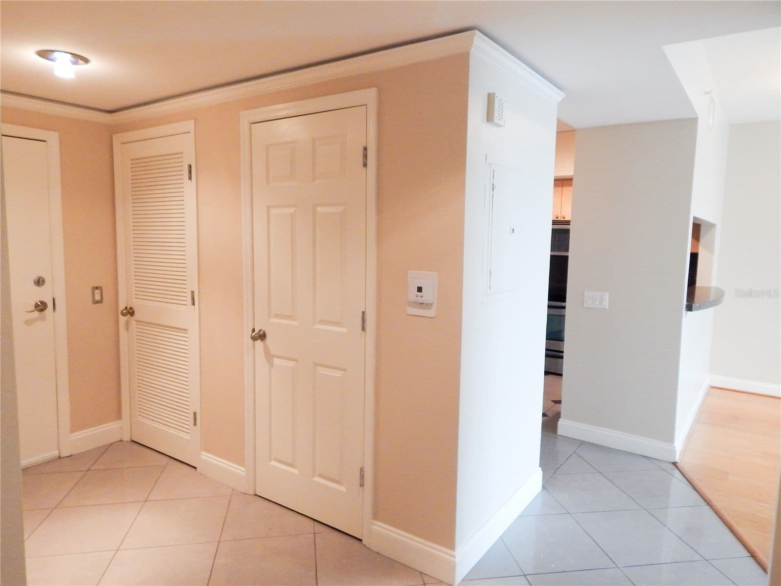 322 CENTRAL