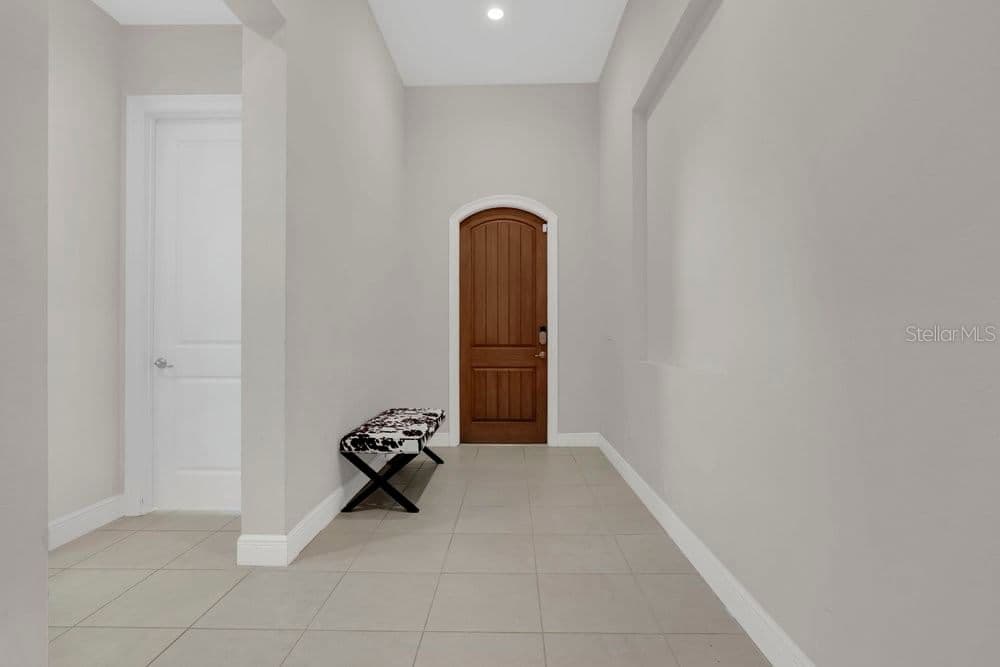 15607 SYLVESTER PALM
