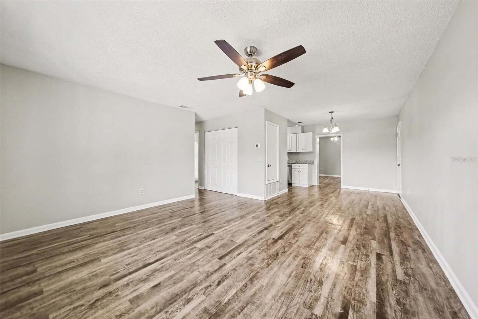 4814 BLARNEY