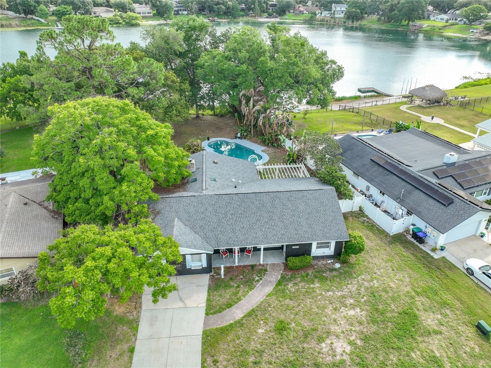 3417 PERSHING
