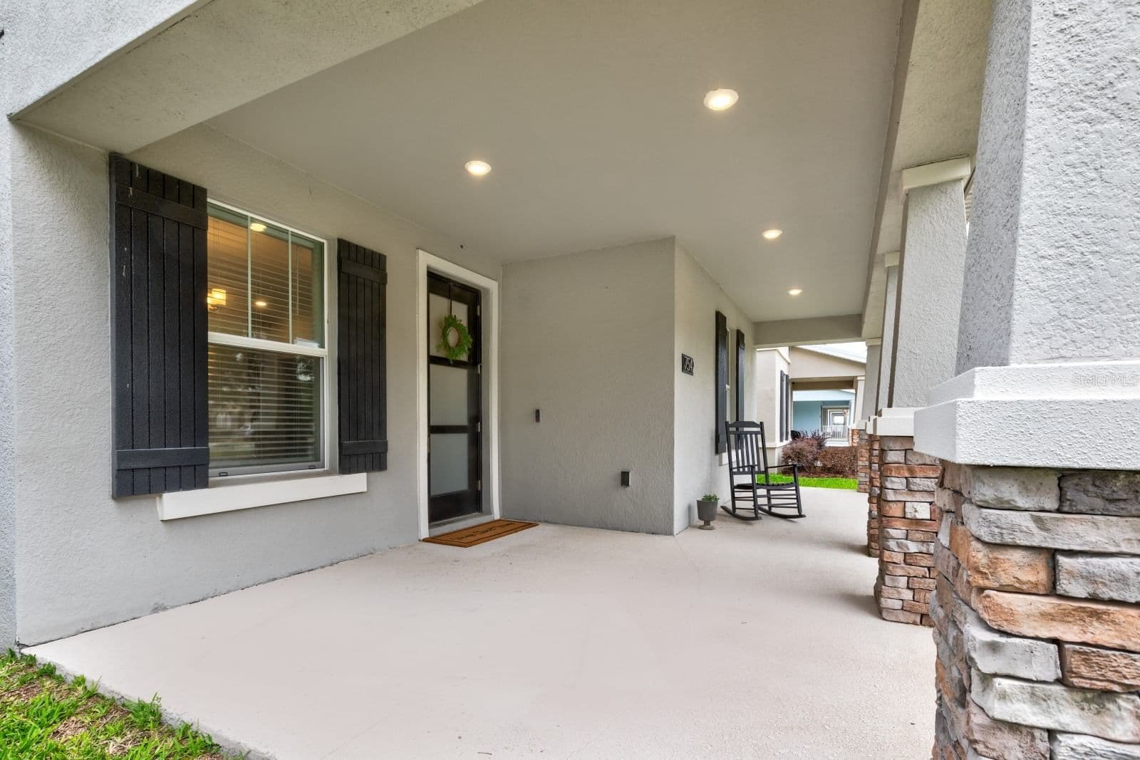 7542 SUMMERLAKE GROVES