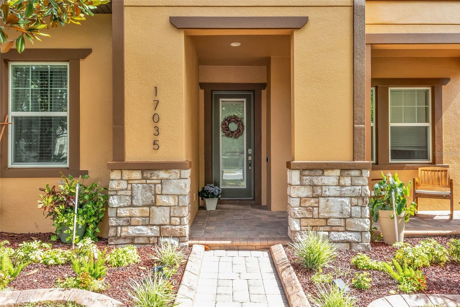 17035 HARBOR OAK